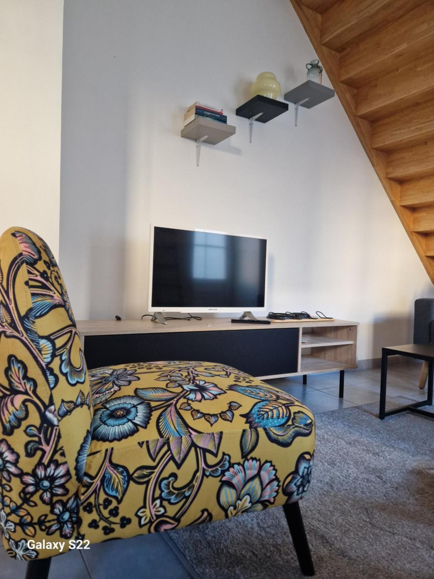 Duplex En Centre Ville Villers-Cotterêts Exteriör bild